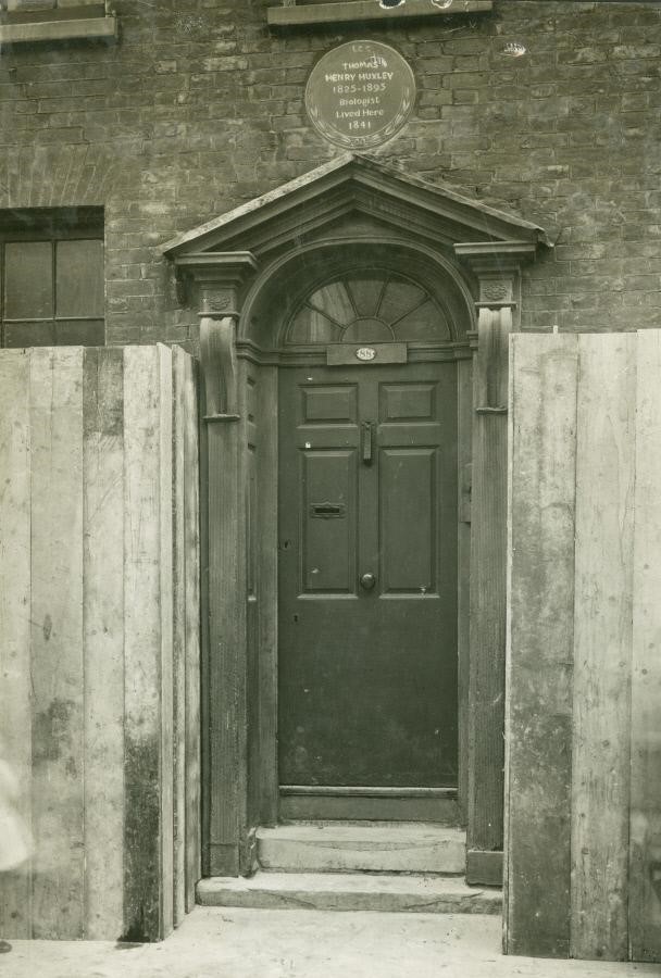 Paradise Street number 88, c.1930. Entrance to house once belonging to Thomas Huxley.jpg