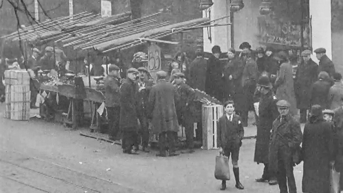 TOWER BRIDGE ROAD 1931.jpg