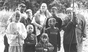 Crosby Row.Bermondsey youngsters enjoying a holiday - thanks to St Hugh's, Crosby Row.  X.jpg