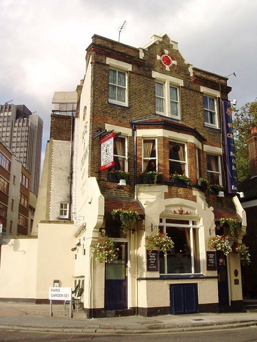 Rose & Crown 2018,Columbo Street. X.jpg