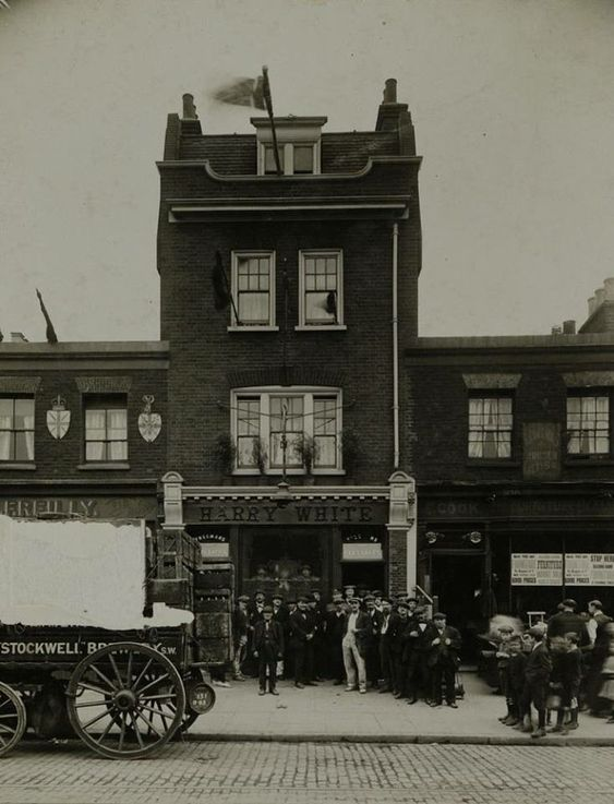 The Farriers Arms Pub, Lower Road, 1872,.png