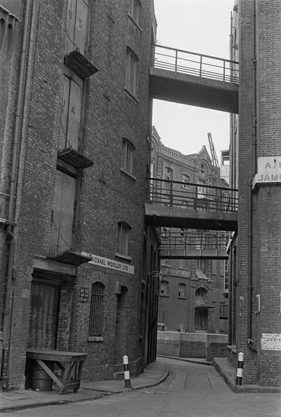 Rosings' Wharf (once part of West Kent Warehouses) and St Mary Overy's Wharf, Southwark, 1978.jpg