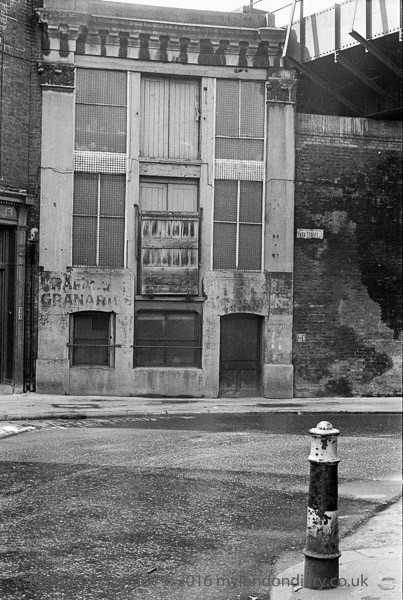 Park St, Southwark,1979, granary, store, warehouse. X.jpg