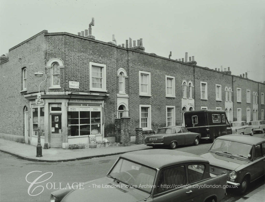 Nile Terrace 1979. Oakley Place left.   X.png