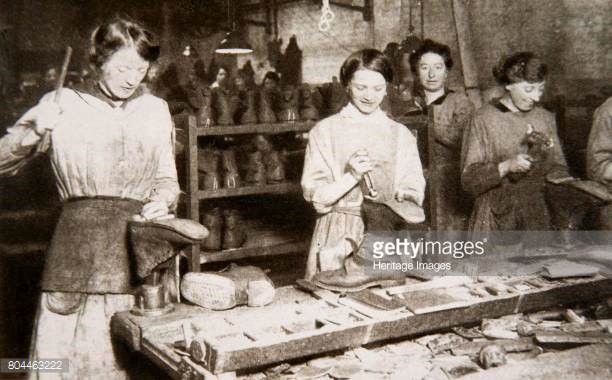 Women working in a boot repair factory in Old Kent Road, WW1,1914-1918   X.jpg