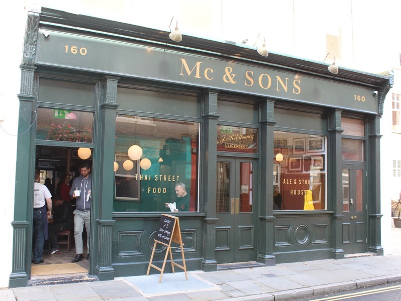 Union Street , Mc & Sons Irish pub 2018  X.jpg