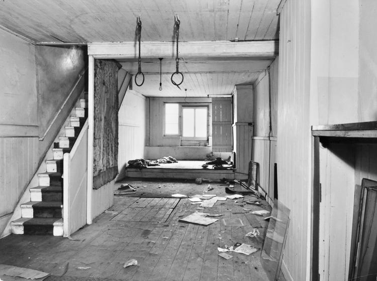 Rotherhithe Street in 1964, the interior ground floor.This had been the main club room. The rear windows shown were directly above the bank of the Thames.  X.png