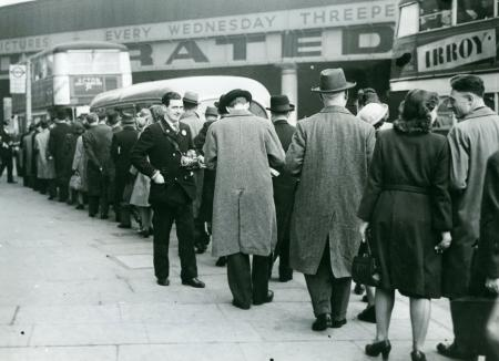 London Bridge c1948.  X.png