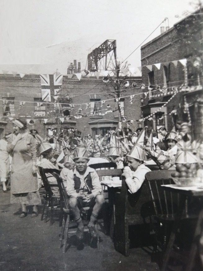 Cranham Road Bermondsey, VE Day Street Party  at end of WW2 in 1945.  X.png
