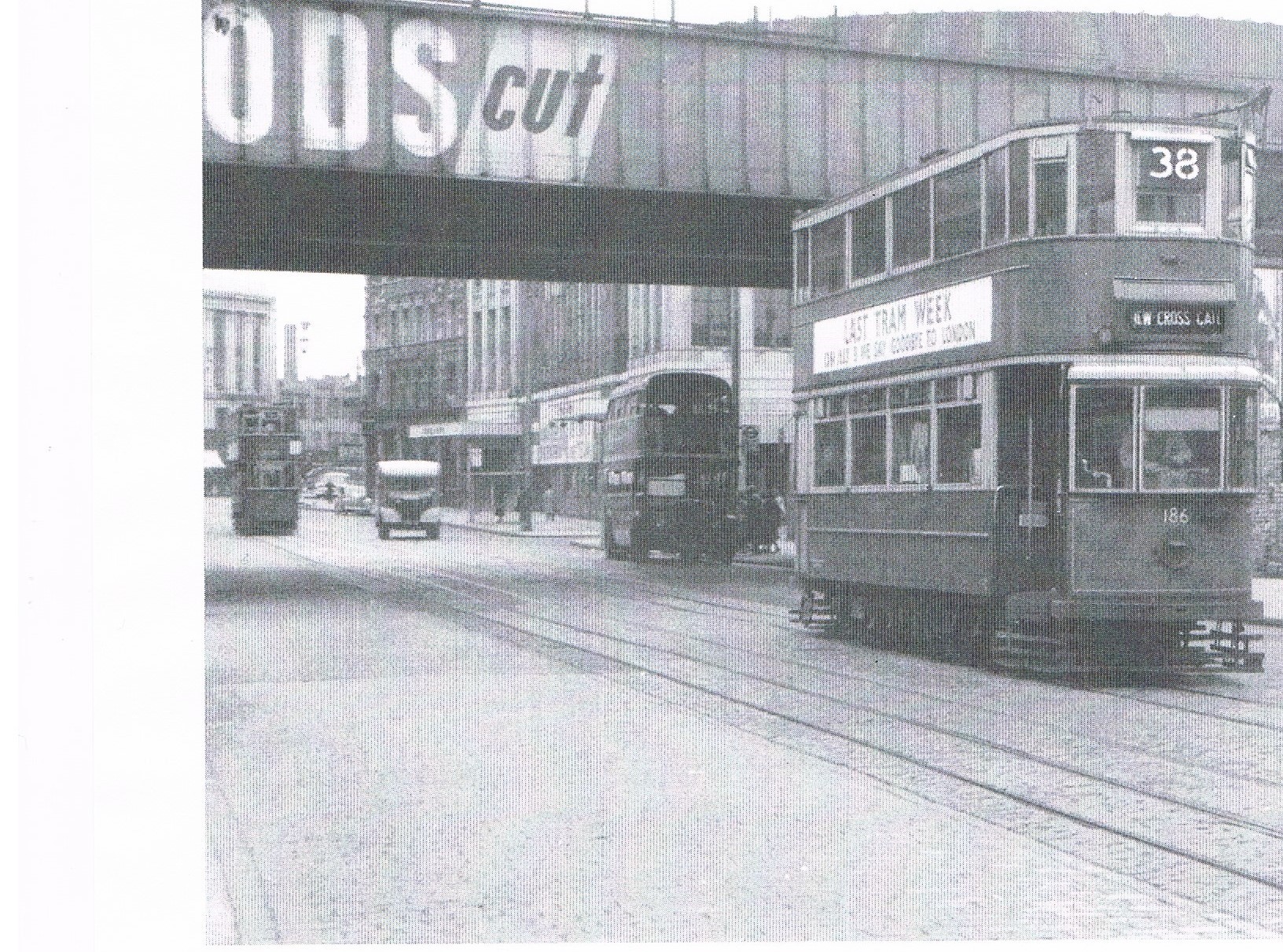 New Kent Road looking west. Elephant & Castle Railway Station just off to the left in Elephant Road 1952.  X.jpg