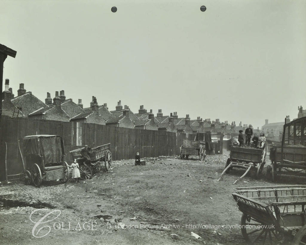 Paull's Yard. c1915.  X.png