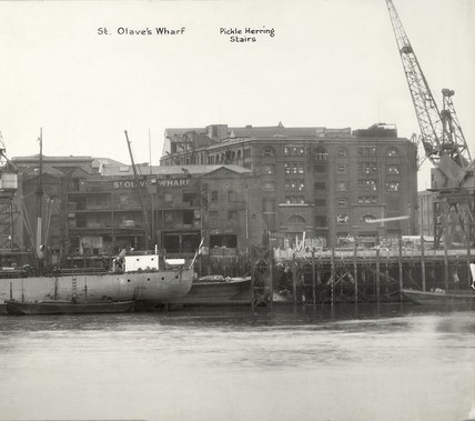 TOOLEY ST,Pickle Herring Wharf , X.jpg