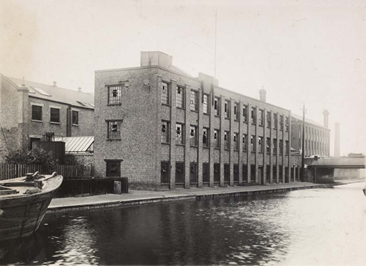 J.E. HOUGH. Edison Bell, Glengall Road, river side wharf.  X.png