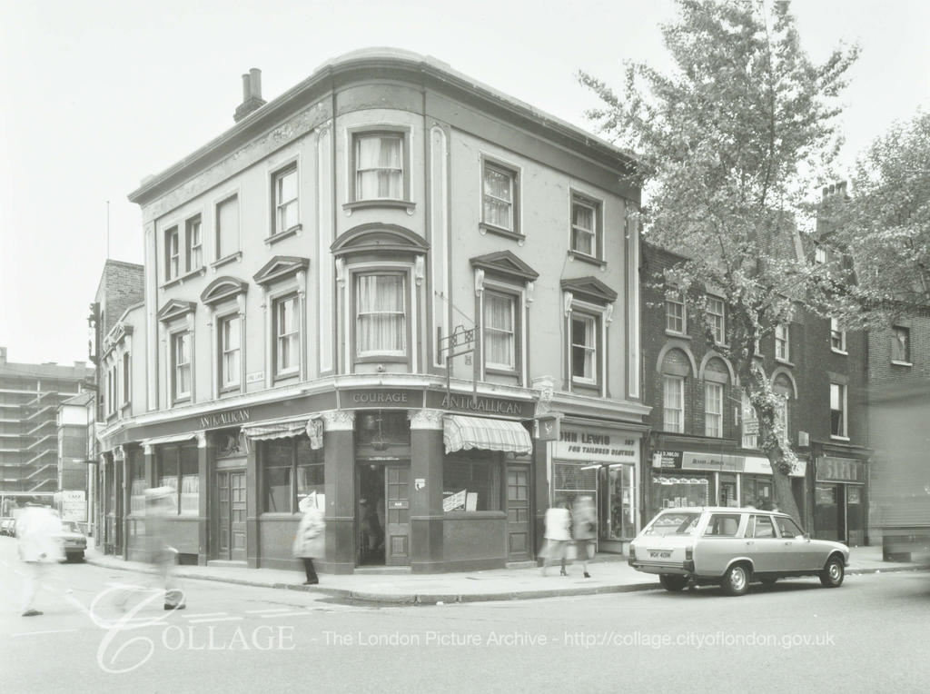 Tooley Street c1980, Antigallican Public House.  X.png