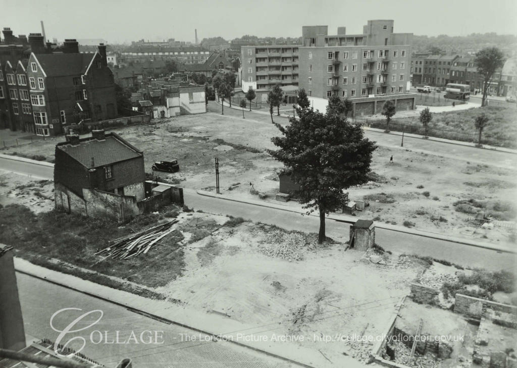 Bevington Street, Farncombe Street (middle) looking towards Martin Street 1954. X.png