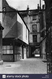 Borough High Street,Calverts Building  Courtyard 1926-27.  X.png