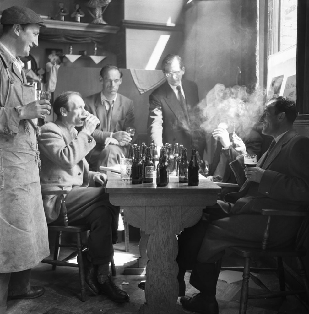 Borough Market, Globe public house 1955.  X.png