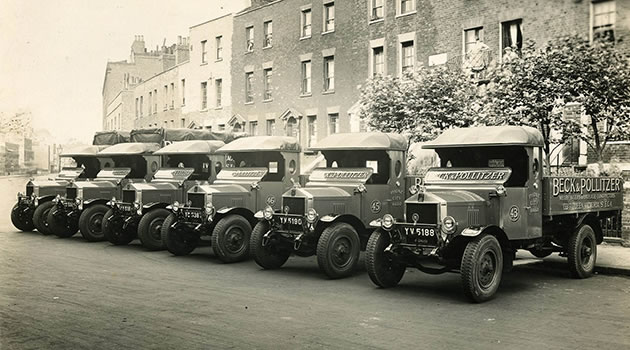 Southwark Bridge Road, Beck & Pollitzer trucks.  X.png