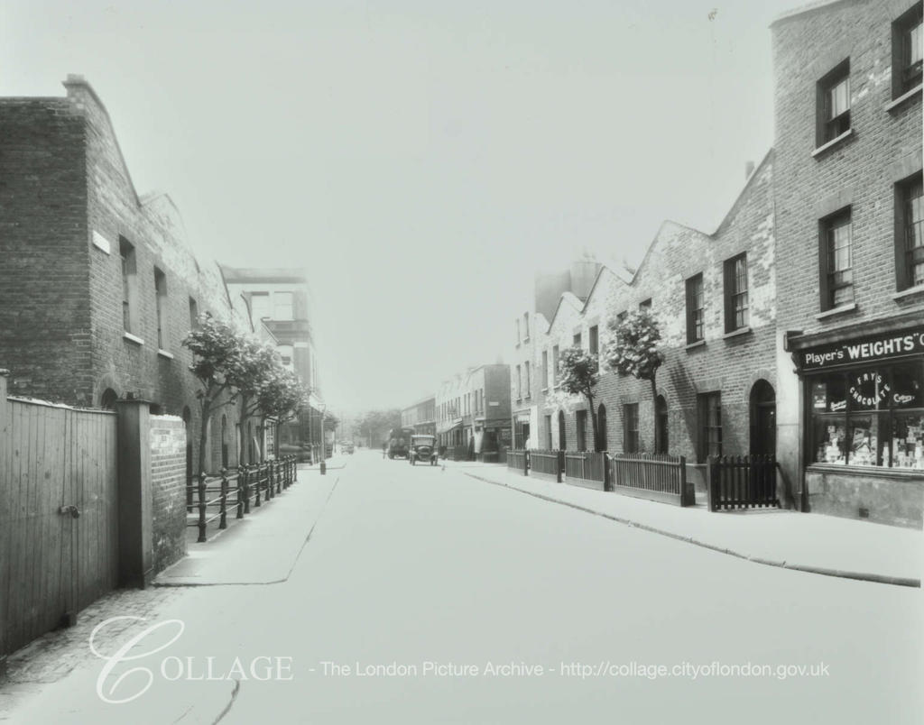 Bagshot Street c1937, between Albany Road & Kinglake Street.   X.png