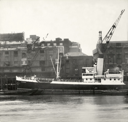 Tooley Street, Mark Brown's Wharf,  c1937.  X.png