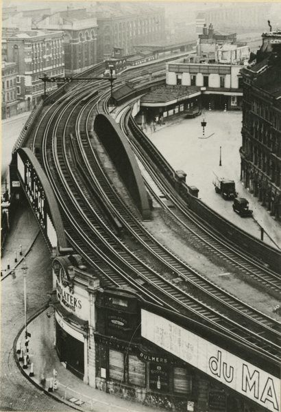 London Bridge Station, c1948.   X.png