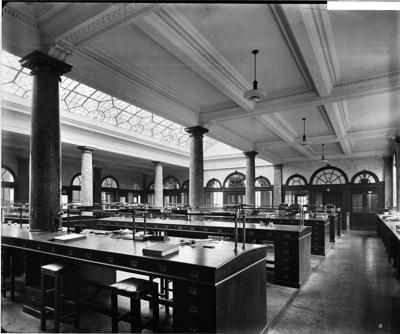 Tooley Street 1922. Interior view of the General Office in the Mark Brown's Wharf office building.  X.png