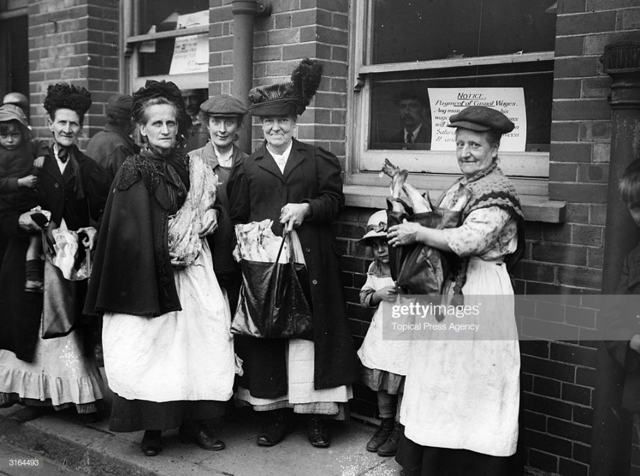 Canada's gift of fish to Bermondsey, South London, August 1919.  X.jpg