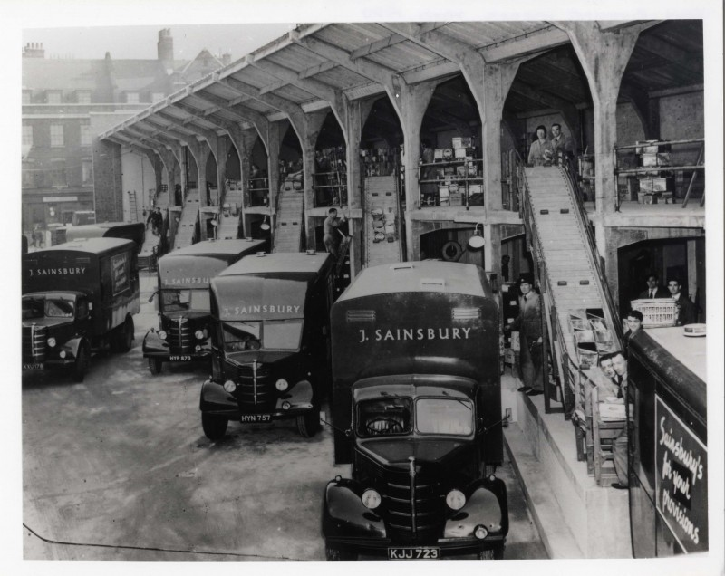 Sainsbury, Running Horses Yard, Blackfriars, empties depot 1950. This was between Meymott Street and Columbo Street formerly Collingwood Street. X.png