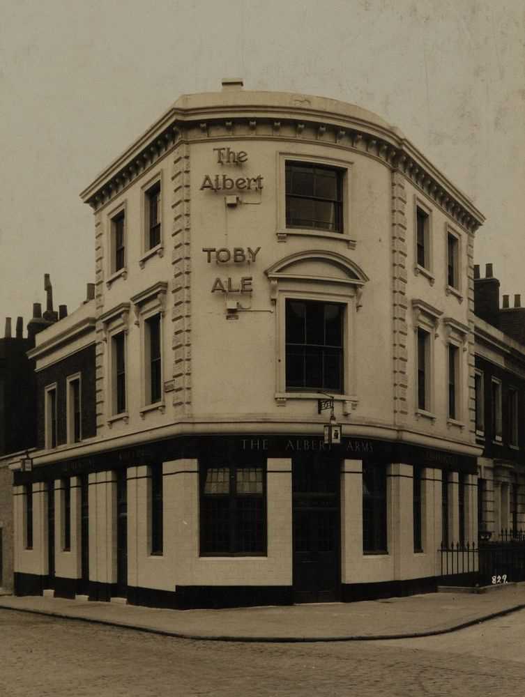 Gladstone Street, Southwark, The Albert Pub.  X.png