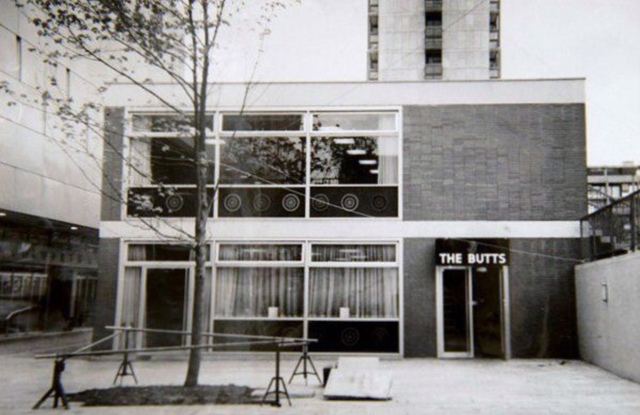 Elephant & Castle,The Butts Pub..png