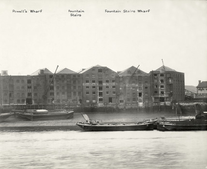 Bermondsey Wall East, Powell’s Wharf.  Farrand’s Wharf was left and Darnell’s Granaries right.   X.png