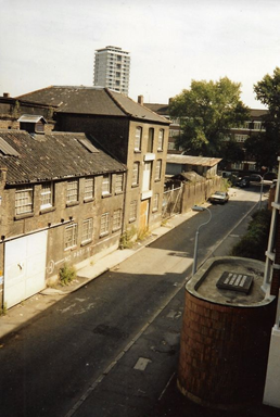 Grange Walk c1980, George Tingle House on the right, the tall building in the background is the Two Towers Estate in Abbey Street.   X.png