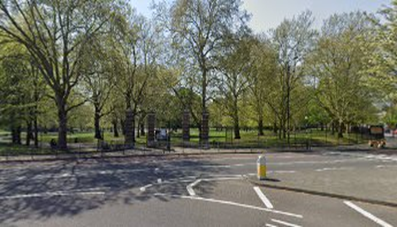 Jamaica Road 2019, Southwark Park Gates. same location as the c1970s picture.   X.png