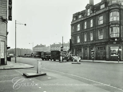 Waterloo Road, Olive Branch Pub right c1955. The Cut and The Old Vic on the left.   X.png