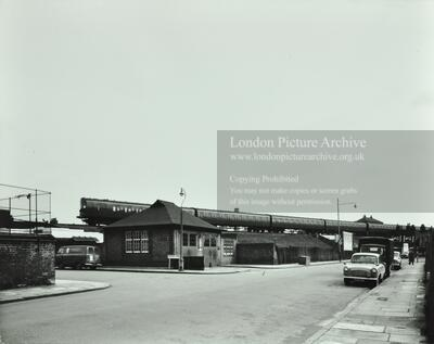 Ilderton Road with Hornshay Street left c1962. Old Ambulance station on the corner.  X.png