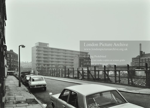 Balfour Street, Heygate Estate on right, Munton Road behind c1976.   X.png