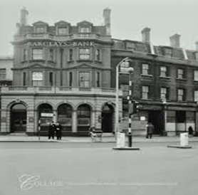 Old Kent Road left, New Kent Road right. Bricklayers Arms junction.   X.png